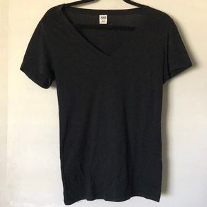 Black basic v-neck